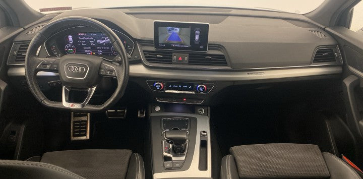 Audi Q5 40 2.0 tdi Business Sport quattro 190cv s-troni Garanzia 12 mesi.✅ Chilometraggio certificati ✅ Fatturabile iva esposta ✅Consegna in tutta Italia.Motore e cambio in ottime condizioni,Clima automatico, cruiser control, rimessa in carreggiata,anti