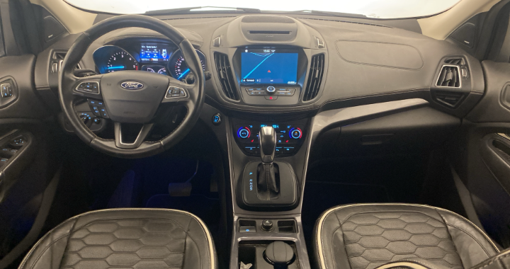 Ford Kuga 2.0 tdci Vignale s&s awd 180cv powershift Sequential 125773 km,