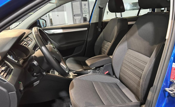 Skoda Octavia Wagon 1.6 tdi Style 115cv dsg Sequential Diesel
148734 km,