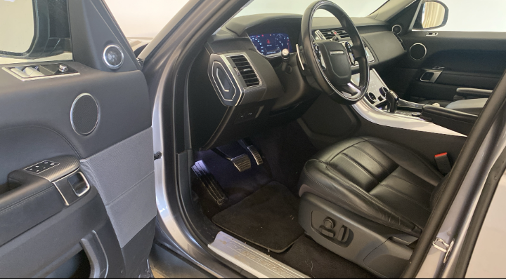 Land rover Range Rover Sport 3.0d i6 mhev HSE Dynamic 249cv a Sequential Hybrid
 126643 km,