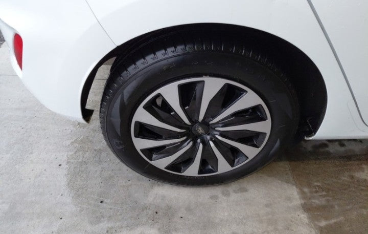 Ford Fiesta 5p 1.1 Titanium 75cv Manual benzina 
(75PS), Petrol, , 35000 km,