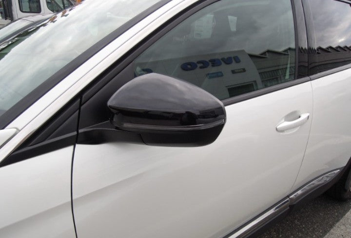 ❌ riservata Cardillo❌.     Peugeot 3008 1.5 bluehdi Allure s&s 130cv eat8 Automatic Diesel
 112070 km,