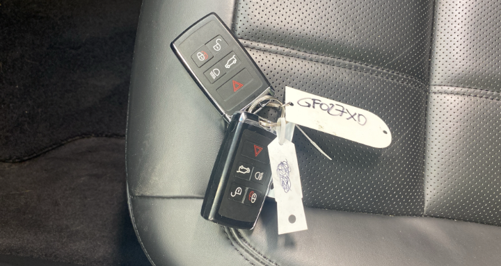 Land rover Range Rover Sport 3.0d i6 mhev HSE Dynamic 249cv a Sequential Hybrid
 126643 km,