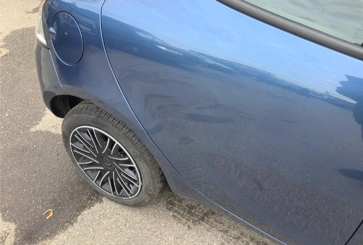 Lancia Ypsilon 1.0 firefly hybrid Gold s&s 70cv Manual Hybrid
70PS), Hybrid, , 19533 km,