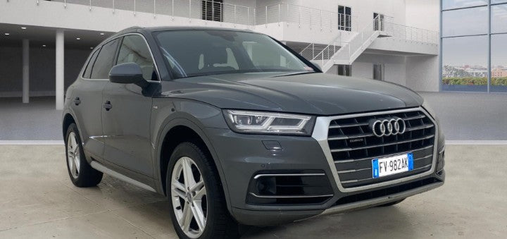 Audi Q5 40 2.0 tdi Business Sport quattro 190cv s-troni  Garanzia 12 mesi.✅ Chilometraggio certificati ✅ Fatturabile iva esposta ✅Consegna in tutta Italia.Motore e cambio in ottime condizioni,Clima automatico, cruiser control, rimessa in carreggiata,anti