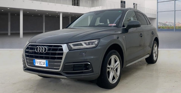 Audi Q5 40 2.0 tdi Business Sport quattro 190cv s-troni  Garanzia 12 mesi.✅ Chilometraggio certificati ✅ Fatturabile iva esposta ✅Consegna in tutta Italia.Motore e cambio in ottime condizioni,Clima automatico, cruiser control, rimessa in carreggiata,anti