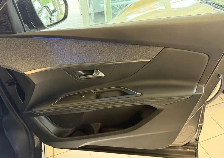 ❌ venduta sig d'Angeli❌  peugeot 3008 1.5 bluehdi GT s&s 130cv eat8 Automatic Diesel
  35446 km, 31/05/2023,