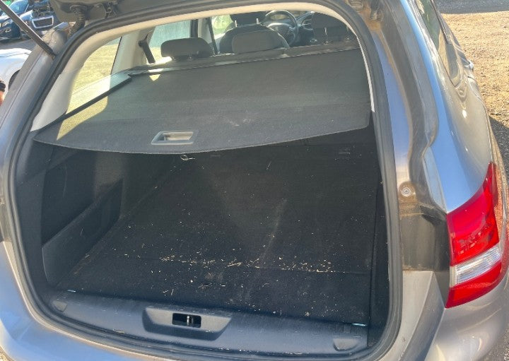 Peugeot 308 SW 1.5 bluehdi Active Business s&s 130cv my20 Manual Diesel
(130cv),152333 km,