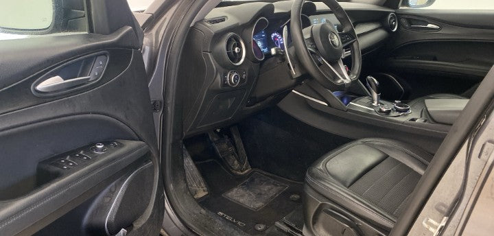 Alfa romeo Stelvio 2.2 t Executive Q4 210cv auto Automatic Diesel
(210PS), Diesel, , 129529 km,