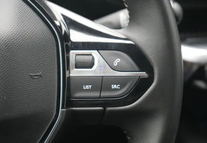 ❌venduta Lupi❌.            peugeot 3008 1.6 hybrid4  Allure Pack 300cv e-eat8 Automatic
 53400 km, 12/06/2023 ,2020