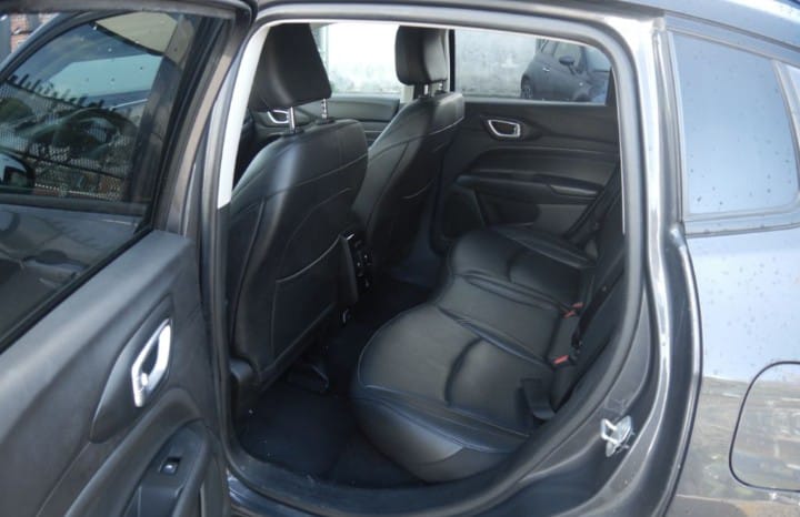 Jeep Compass 1.3 turbo t4 phev S 4xe auto Automatic PHEV Petrol
(180cv), 84296 km,