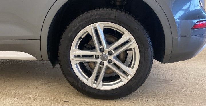 Audi Q5 40 2.0 tdi Business Sport quattro 190cv s-troni  Garanzia 12 mesi.✅ Chilometraggio certificati ✅ Fatturabile iva esposta ✅Consegna in tutta Italia.Motore e cambio in ottime condizioni,Clima automatico, cruiser control, rimessa in carreggiata,anti