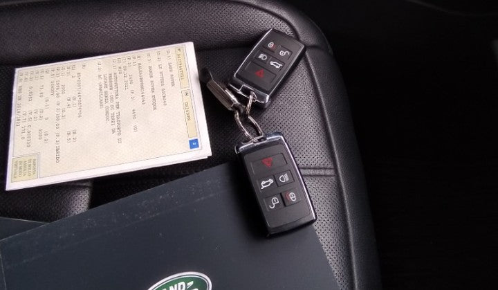 Land rover Range Rover Evoque 2.0d i4 mhev S awd 204cv auto Sequential Hybrid
(204PS), Hybrid, Sequential, 106109 km, 09/12/2021